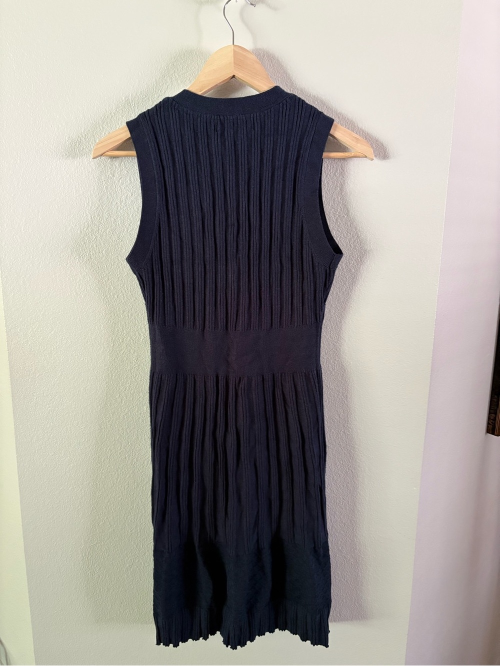 Tahari Navy Sleeveless Ribbed Button-Front Midi Dress Large - Picture 2 of 5